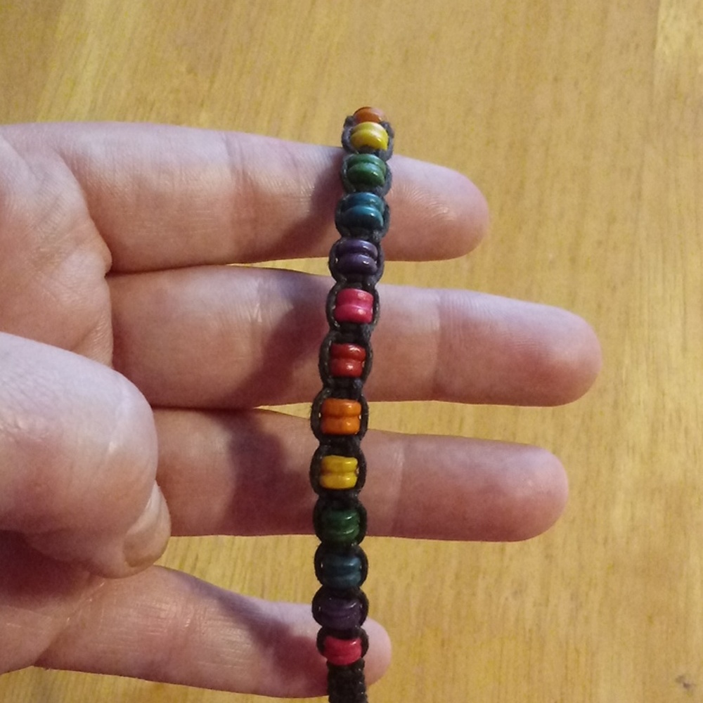 Adjustable bracelet - Picture 2 of 3